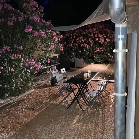 Au Coeur De La Pinede De 1 A 4 Personnes *