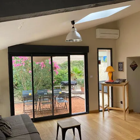 Au Coeur De La Pinede De 1 A 4 Personnes Tatil Evi