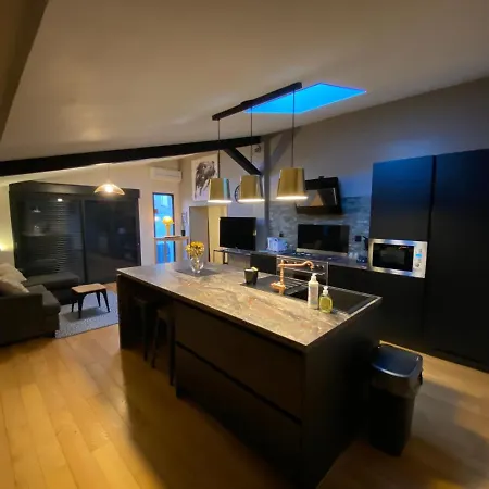 Au Coeur De La Pinede De 1 A 4 Personnes Tatil Evi Langlade